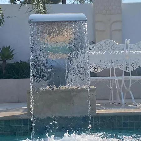 Palm View Guesthouse, Adults Only 4* Luz
