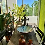 Palm View Guesthouse, Adults Only
