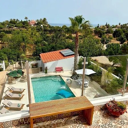 Palm View Guesthouse, Adults Only Senhora da Luz