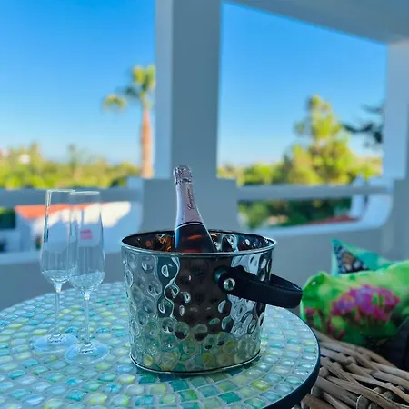 Palm View Guesthouse, Adults Only 4* Luz