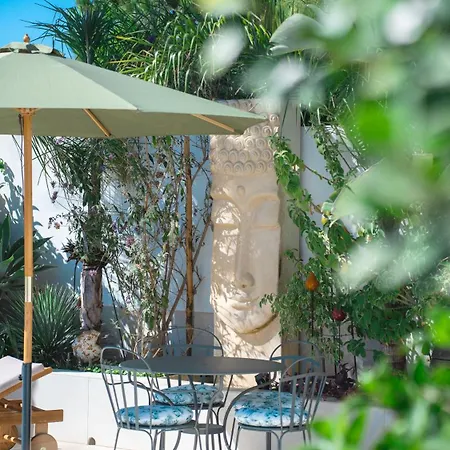 Bed & Breakfast Palm View Guesthouse, Adults Only