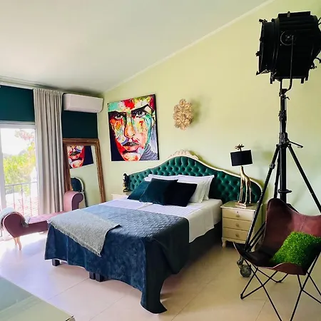 Palm View Guesthouse, Adults Only